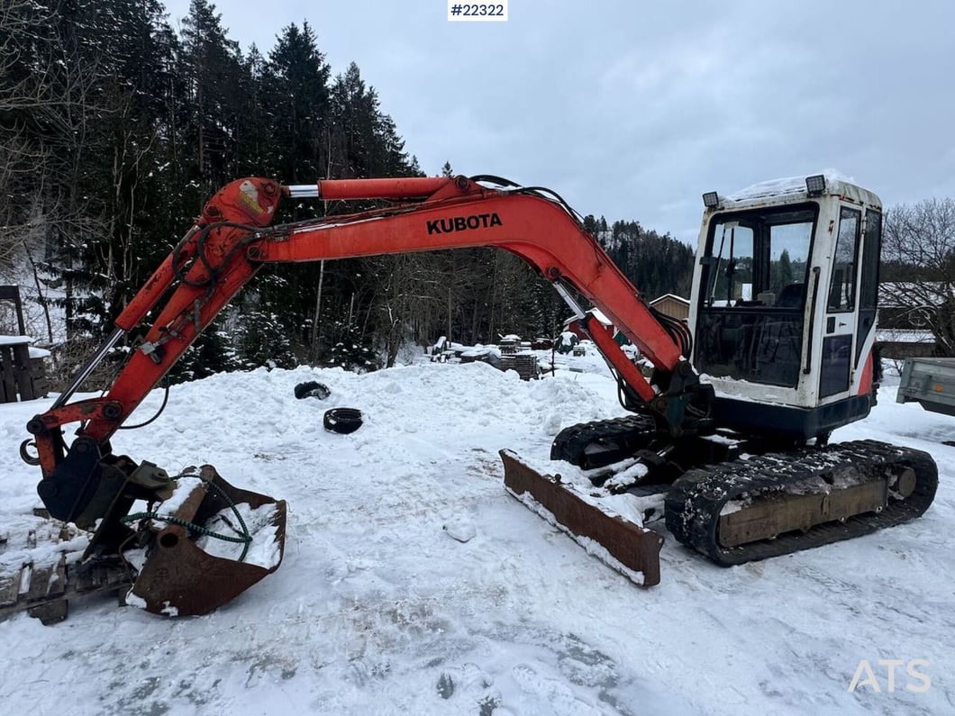 2002 Kubota KX161-2 Crawler Excavator