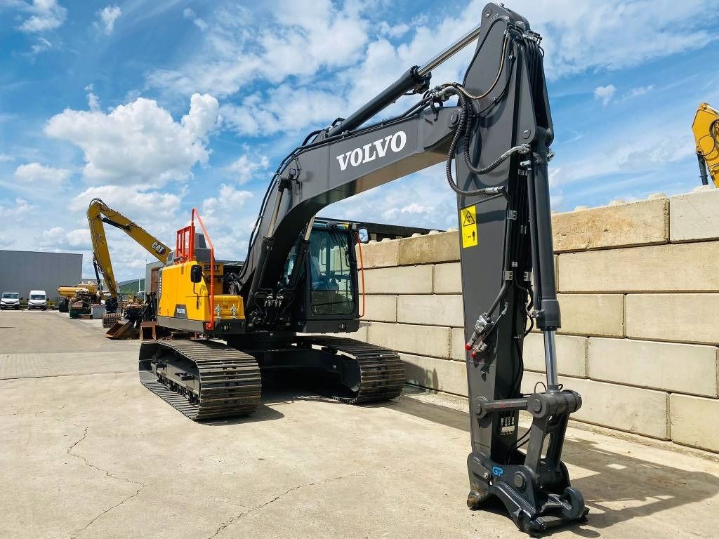 2024 Volvo EC220EL Crawler Excavator