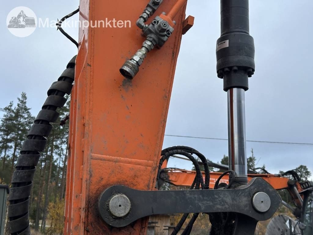 2019 Doosan DX140LCR-5 Crawler Excavator