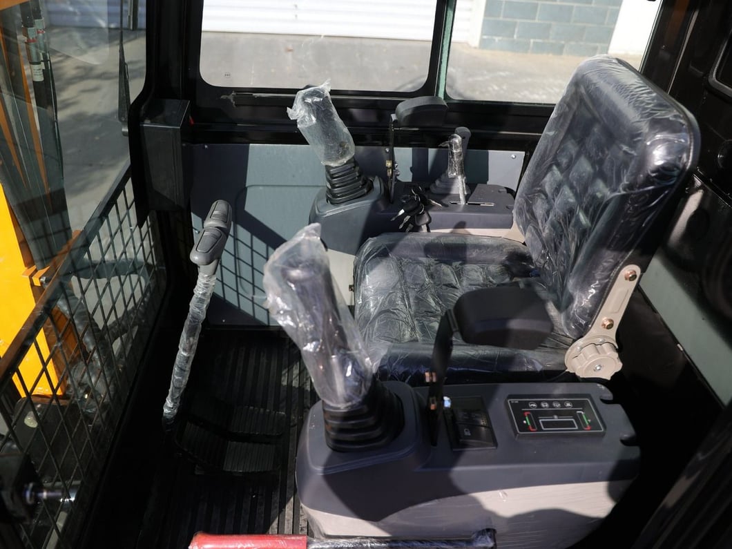 2025 Kubota MB 35-VKSH Mini Excavator
