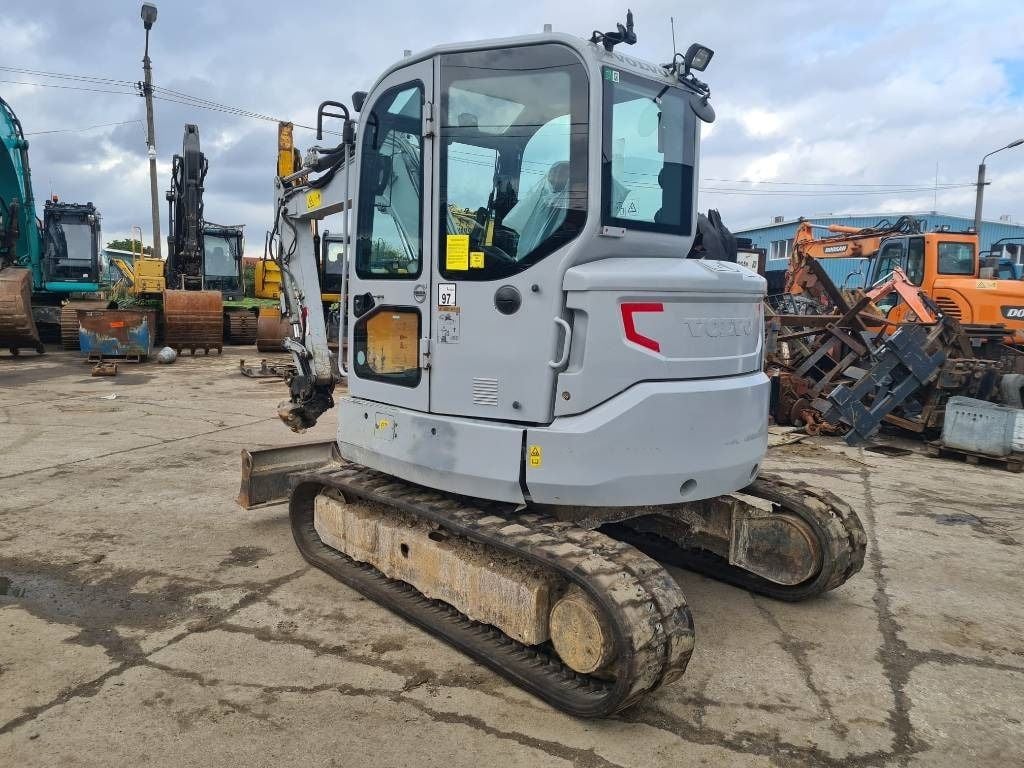 2016 Volvo ECR58D Mini Excavator