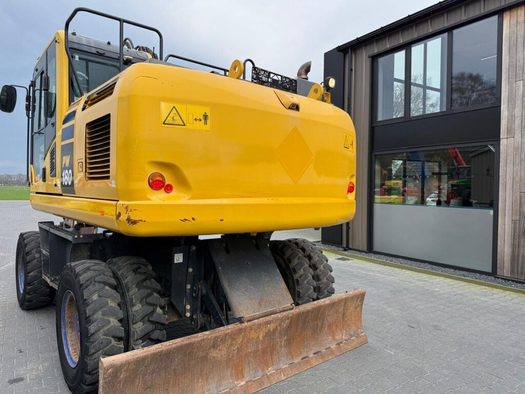 2018 Komatsu PW180-10 Wheel Excavator