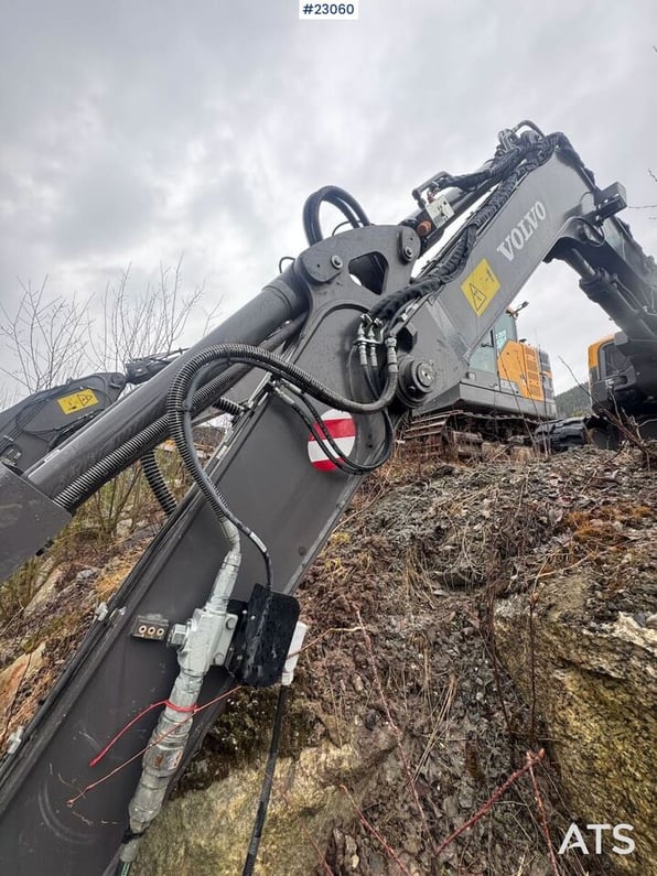 2022 Volvo ECR88D Crawler Excavator