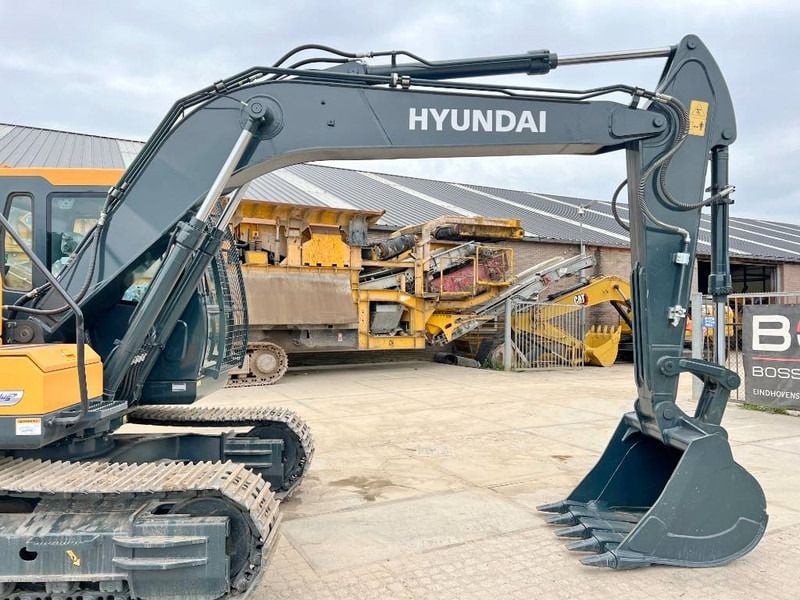2025 Hyundai R140L Crawler Excavator