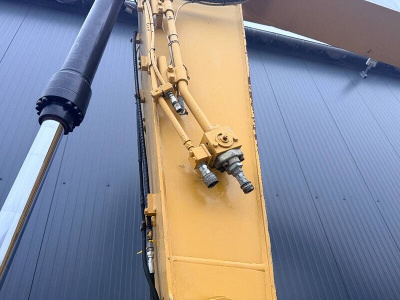 2007 Caterpillar 320DL Crawler Excavator