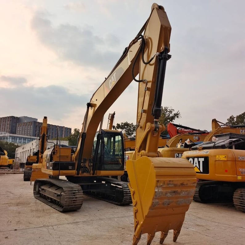 2024 Caterpillar 320D Crawler Excavator