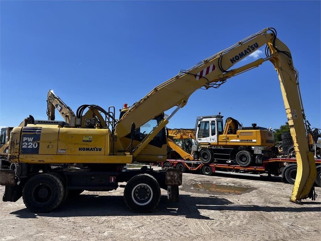 2006 Komatsu PW220MH Material Handler