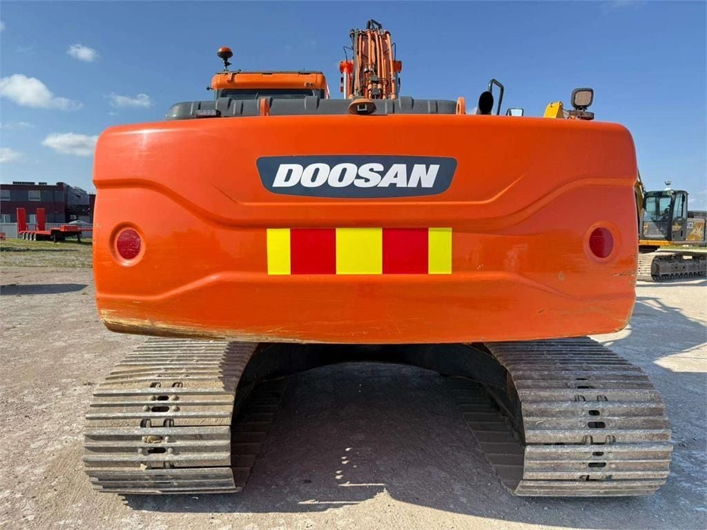 2011 Doosan DX225LC Crawler Excavator