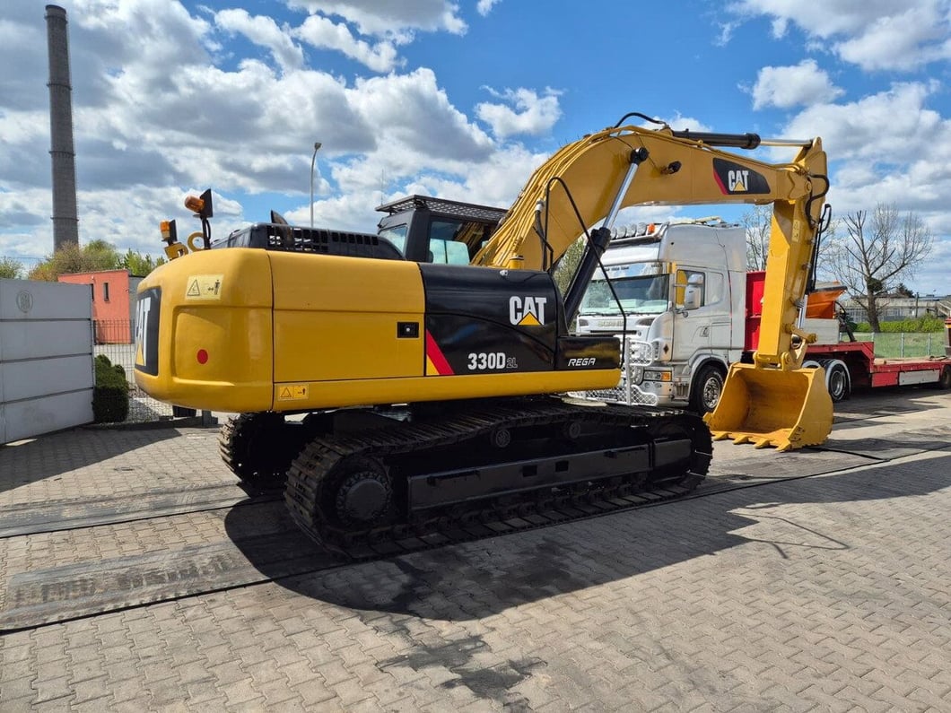 2022 Caterpillar 330D2L Crawler Excavator