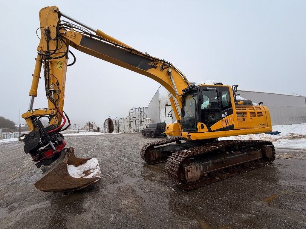 2023 Komatsu PC290LC-11 Crawler Excavator