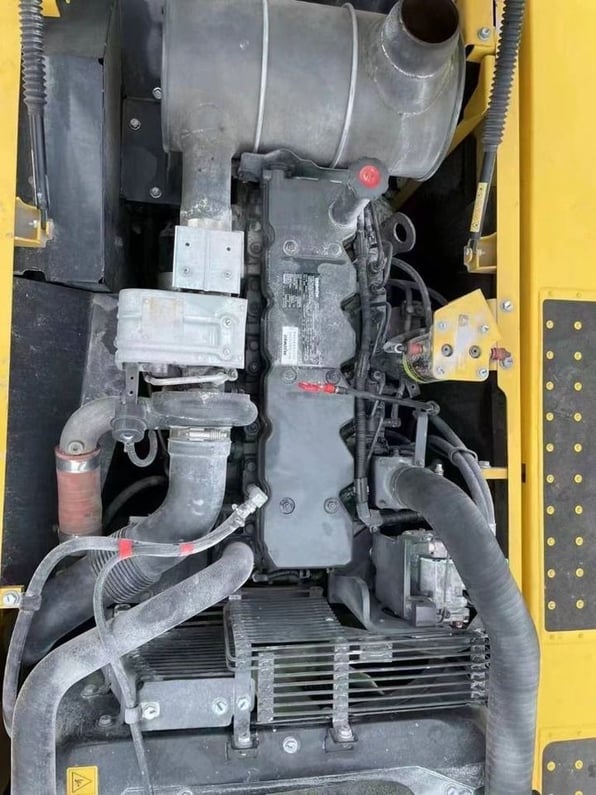 2023 Komatsu PC220-8 Crawler Excavator