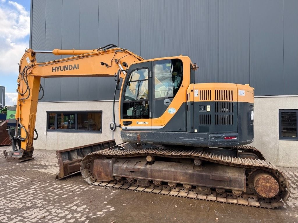 2014 Hyundai R235LCR-9A Crawler Excavator