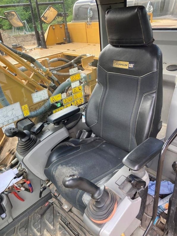 2018 Caterpillar 326FL Crawler Excavator