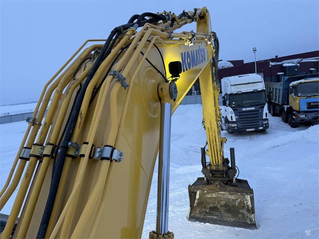 2015 Komatsu HB215LC-2 Crawler Excavator