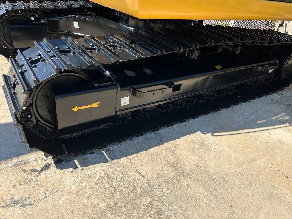 2025 Caterpillar 320D Crawler Excavator