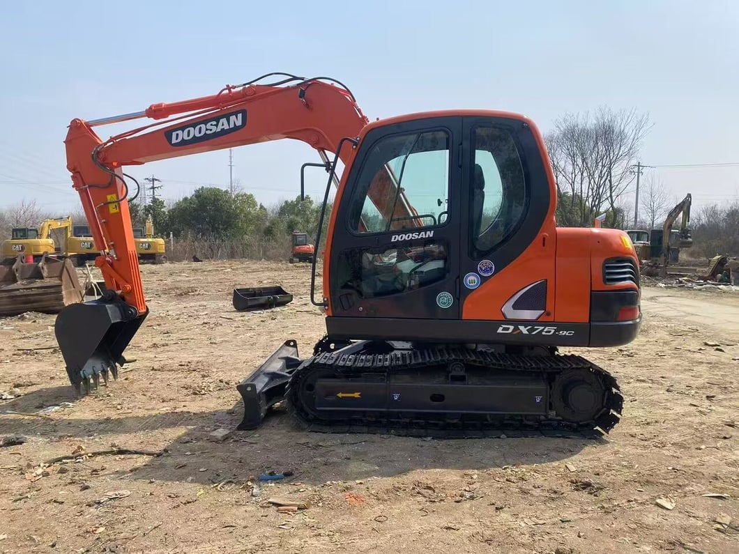2024 Doosan DX75-9C Mini Excavator