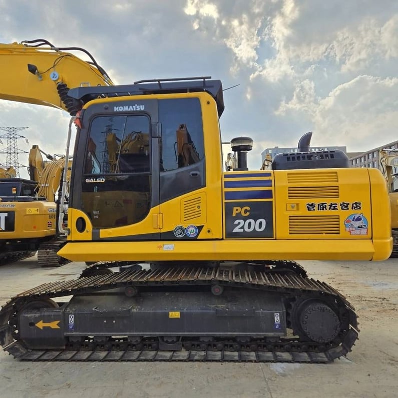 2023 Komatsu PC200-8 Crawler Excavator