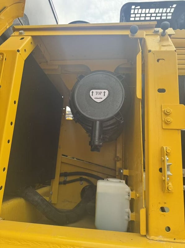 2024 Komatsu PC220-8 Crawler Excavator