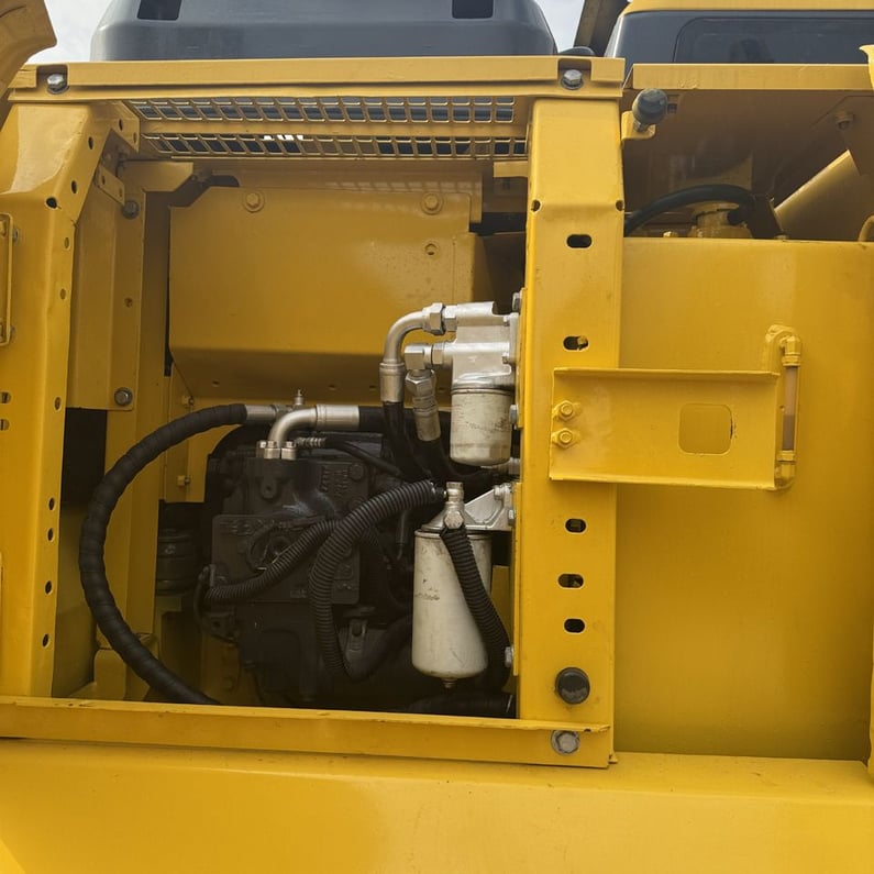 2022 Komatsu PC130-7 Mini Excavator