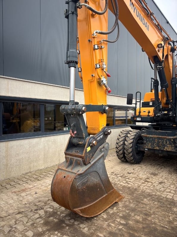 2020 Hyundai HW180 Wheel Excavator