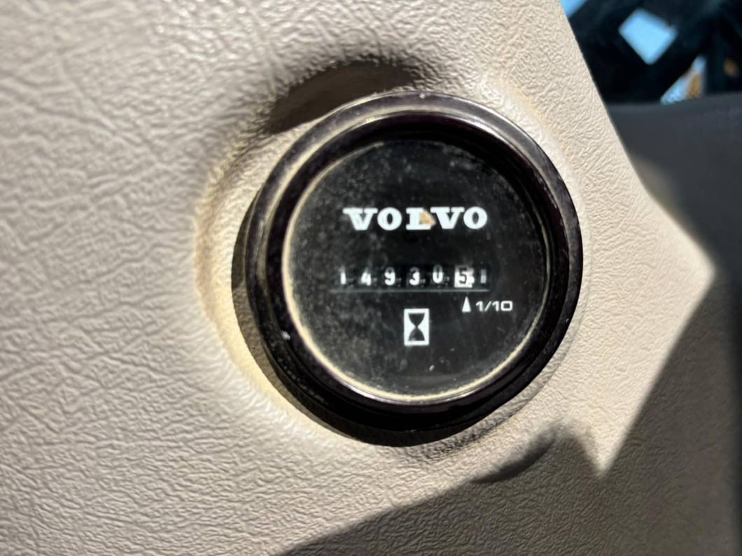 2013 Volvo EC700CL Crawler Excavator