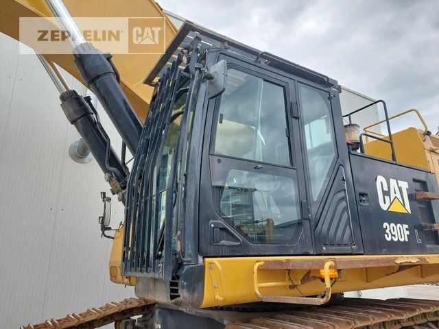 2019 Caterpillar 390FL Crawler Excavator