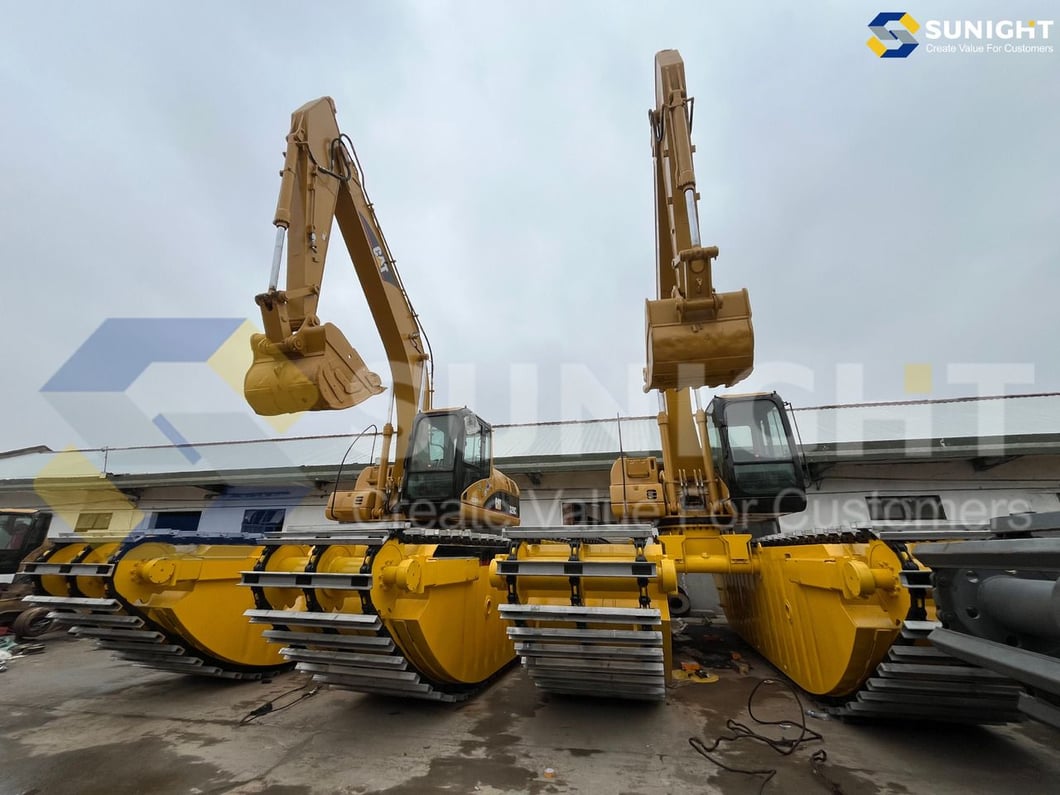 2020 Caterpillar 320CL Amphibious Excavator