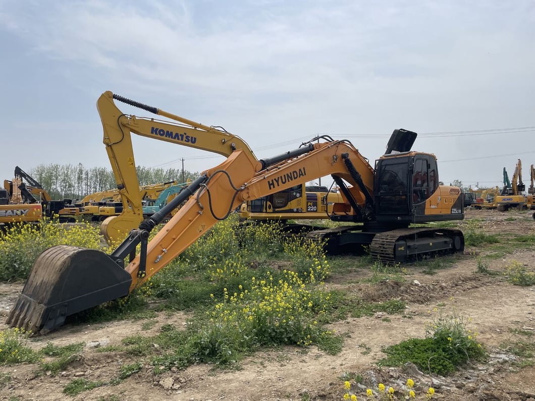 2024 Hyundai R225LC-9S Crawler Excavator