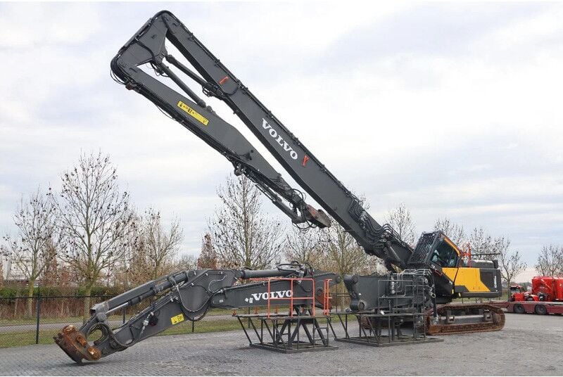 2021 Volvo EC480EHR Crawler Excavator