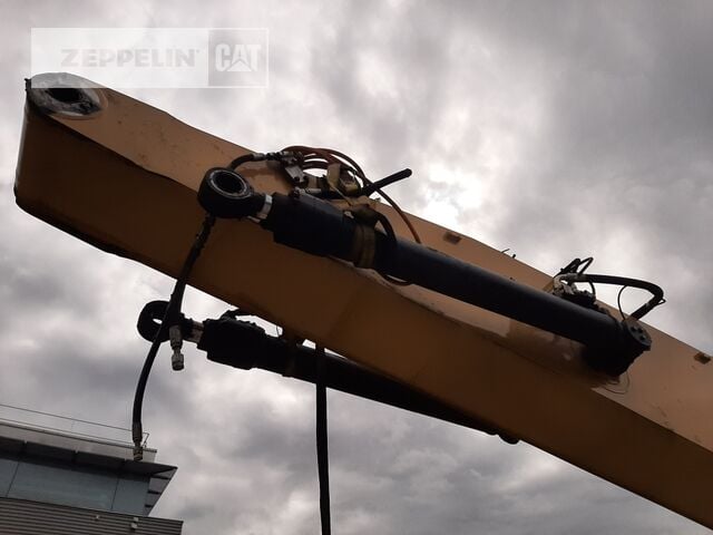 2022 Caterpillar MH3040-07A Material Handler
