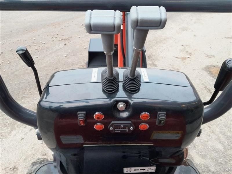 Mole M12 Mini Excavator