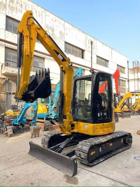 2022 Caterpillar 303.5 C CR Mini Excavator