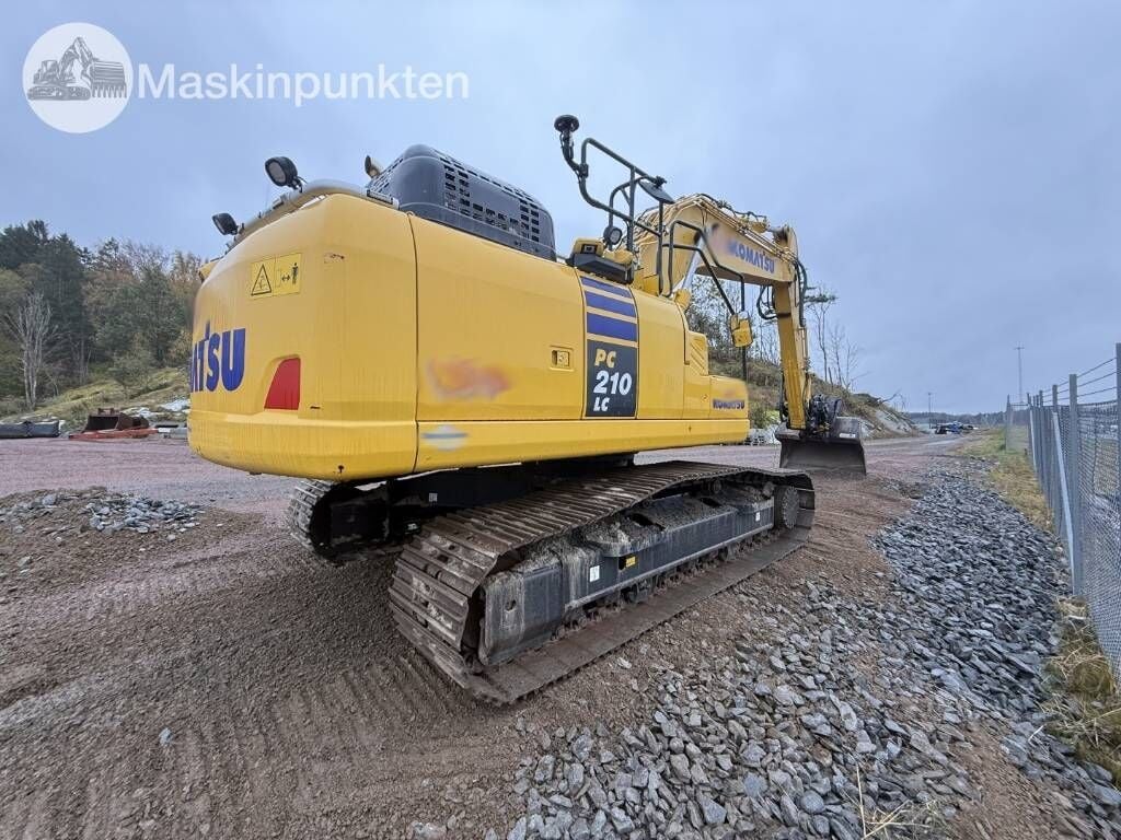 2022 Komatsu PC210LC-11 Crawler Excavator