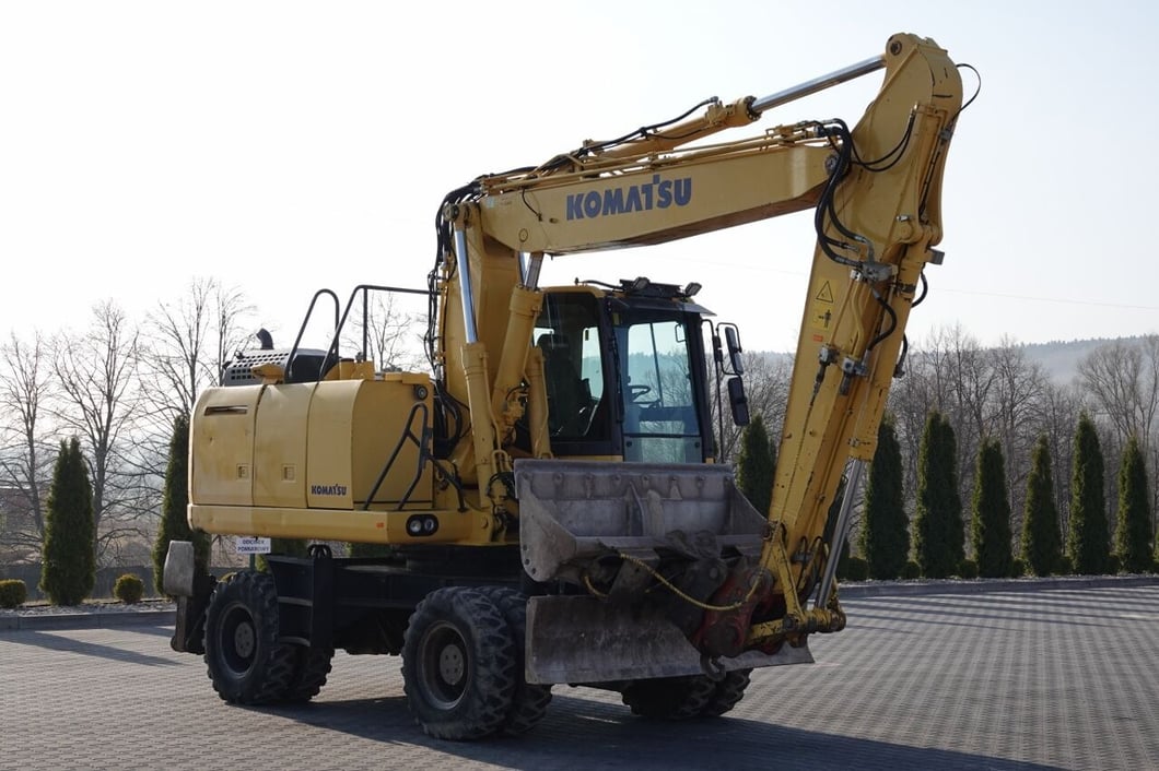 2017 Komatsu PW180-10 Wheel Excavator