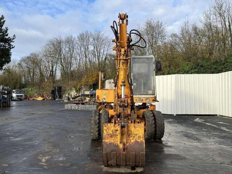 1982 Poclain P60 Wheel Excavator