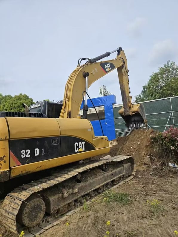 2012 Caterpillar 323DL Crawler Excavator