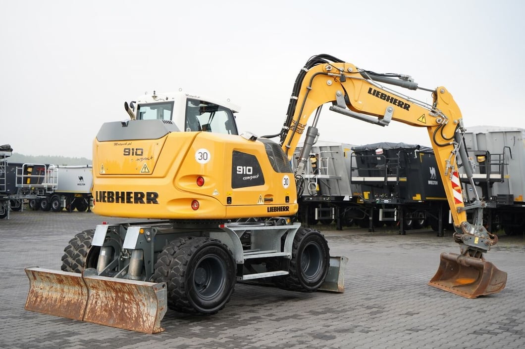 2020 Liebherr 910 COMPACT LITRONIC Wheel Excavator