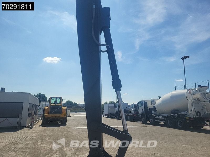 2025 Hyundai R245LR Crawler Excavator
