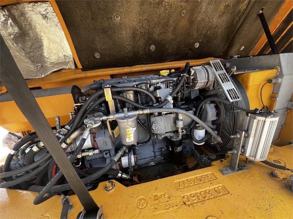 1999 Liebherr A316 Wheel Excavator