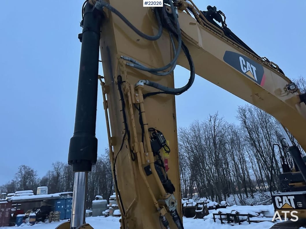 2012 Caterpillar 324E Crawler Excavator