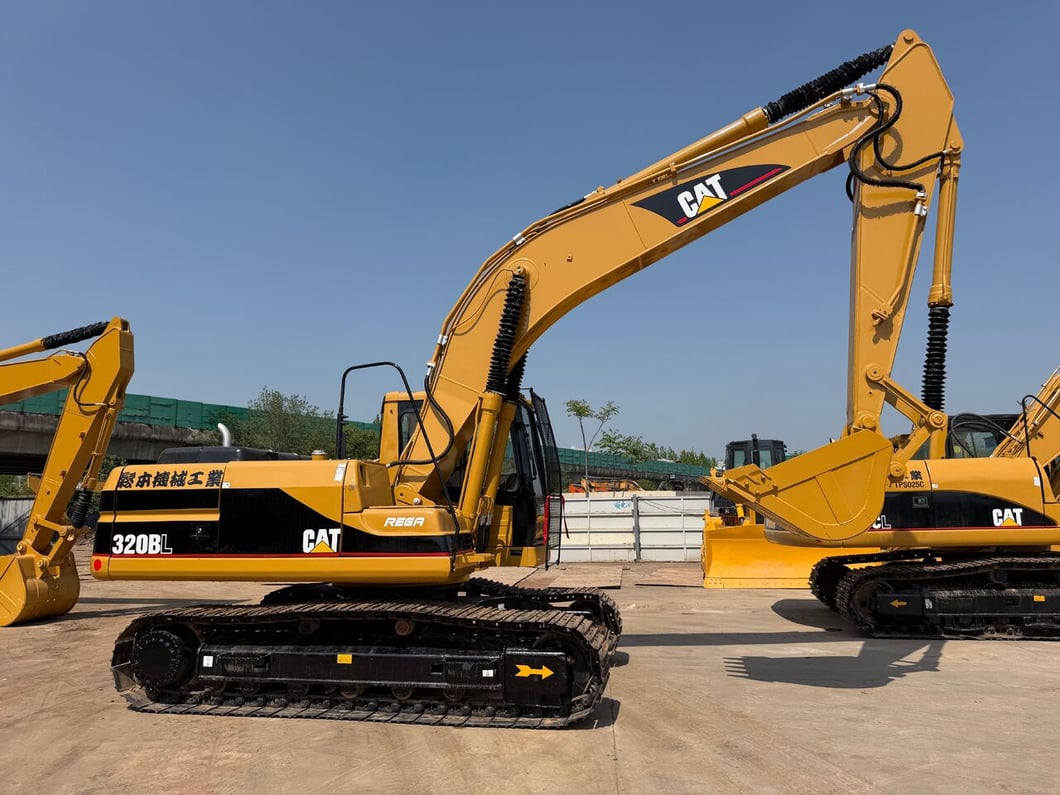 2017 Caterpillar 320BL Crawler Excavator