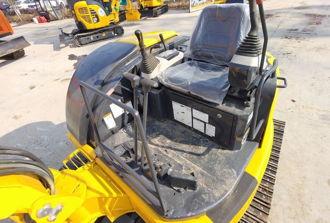 2022 Komatsu PC40MR Mini Excavator