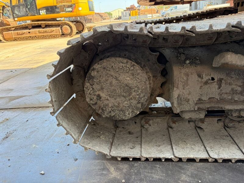 2018 Caterpillar 325FL Crawler Excavator