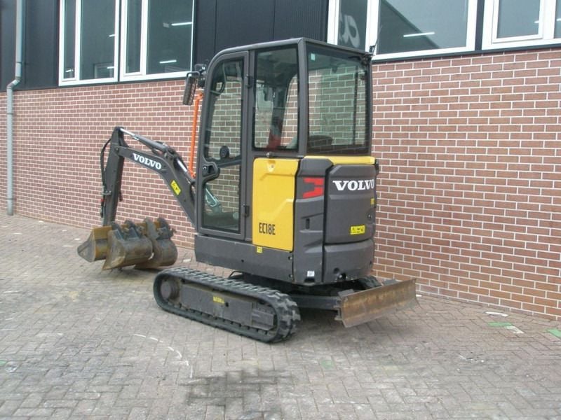2019 Volvo ECR18E Mini Excavator