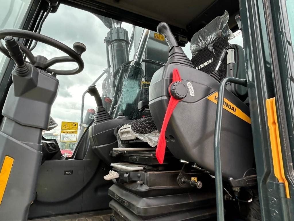 2023 Hyundai HW170ACR Wheel Excavator