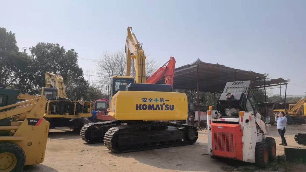 2011 Komatsu PC300-7 Crawler Excavator
