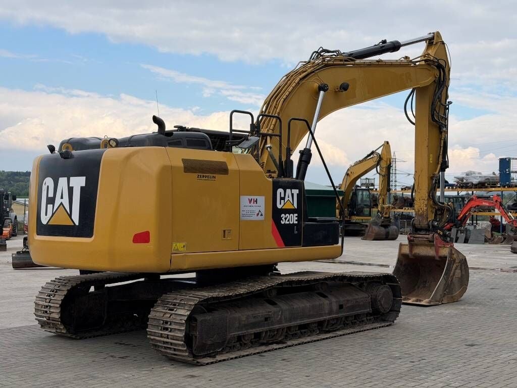2016 Caterpillar 320EL Crawler Excavator
