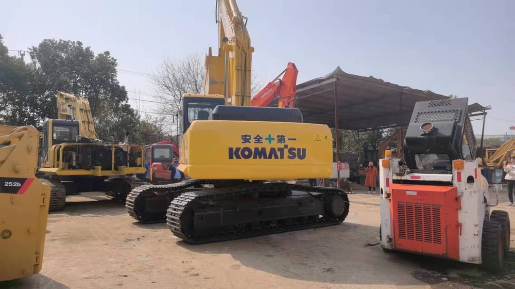 2011 Komatsu PC300-7 Crawler Excavator