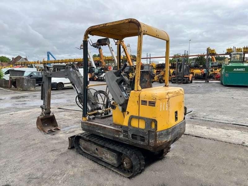 2000 Volvo EB12 Mini Excavator