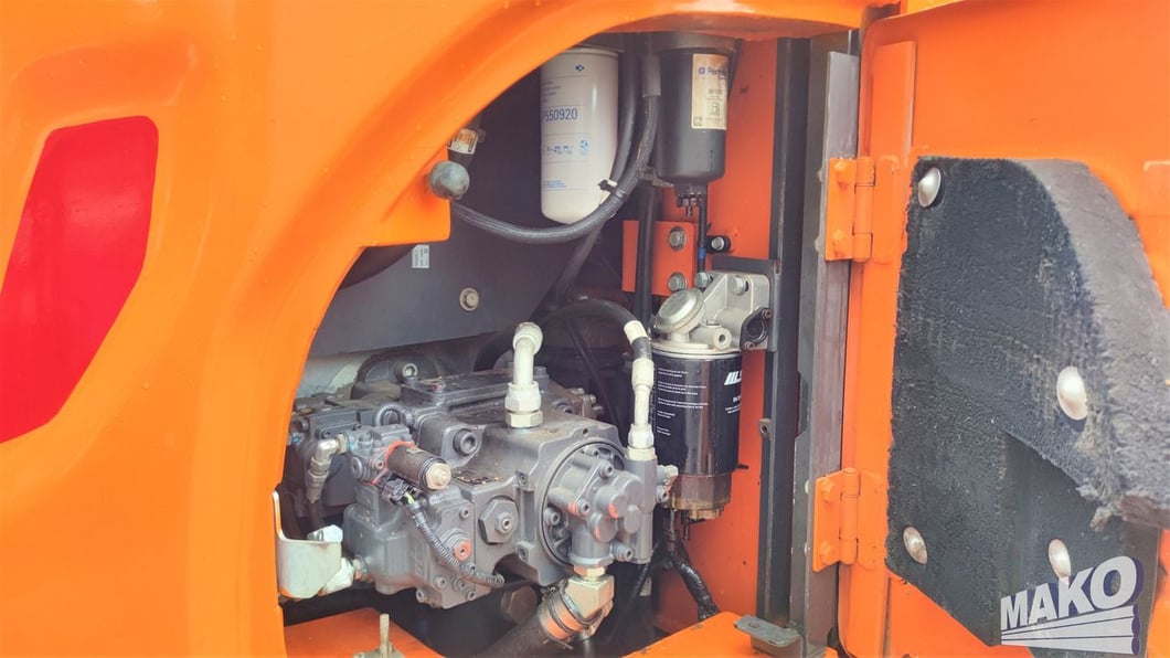 2018 Doosan DX140LCR-5 Crawler Excavator